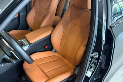 BMW Seria 3 318i M Sport aut