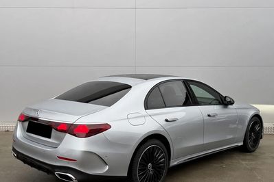 Mercedes E Klasa 220 d  4-Matic AMG