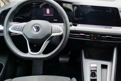 Volkswagen Golf VIII 2.0 TDI Life Plus DSG