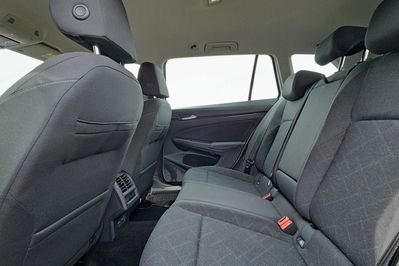 Volkswagen Golf eTSI EVO Life DSG