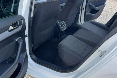 Volkswagen Passat 2.0 TDI EVO Business DSG