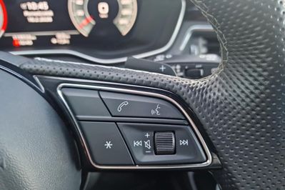 Audi A4 Avant 40 TFSI S Line