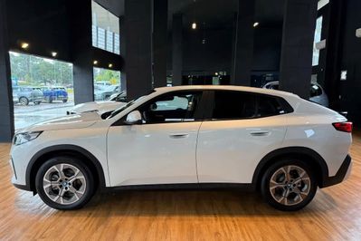 BMW iX2 eDrive20
