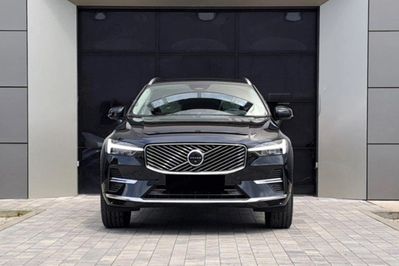 Volvo XC60 T6 Plug-In Hybrid AWD Plus Bright