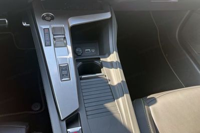 Peugeot 408 GT Exclusive S&S 1.2 mHEV  e-DSC6