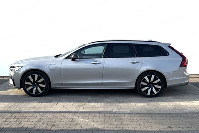 Volvo V90 T6 AWD Plug-In Hybrid Plus Dark aut