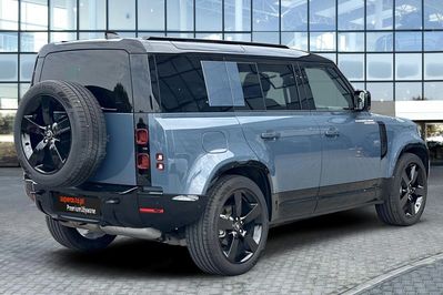 Land Rover Defender 130 3.0 D250 mHEV X-Dynamic SE