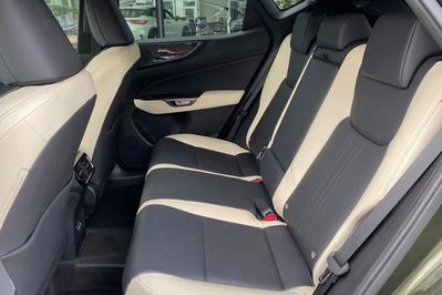 Lexus NX 450h+ Prestige AWD