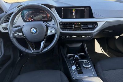 BMW Seria 1 118i Advantage aut