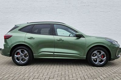 Ford Kuga ST-Line X eCVT 2.5 FHEV FWD