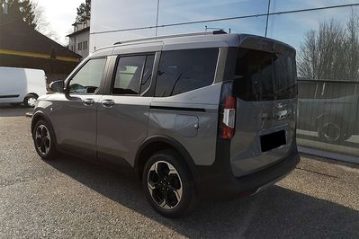 Ford Tourneo Courier Active A7
