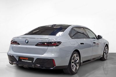BMW Seria 7 750e PHEV xDrive