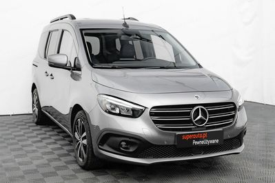 Mercedes T klasa T180d AT