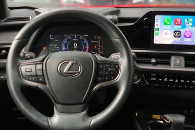 Lexus UX 200 F Sport Design 2WD