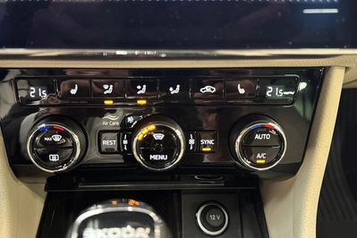 Skoda Superb 2.0 TSI Style DSG