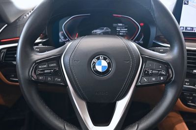 BMW Seria 5 540d xDrive mHEV Luxury Line sport-aut