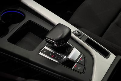 Audi A4 35 TFSI S Line