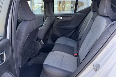 Volvo XC40 B3 Plus Dark