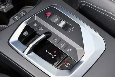 BMW Seria 1 120 mHEV aut