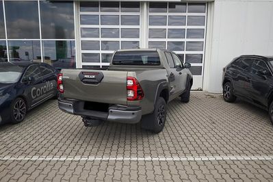 Toyota HiLux Double Cab Invincible