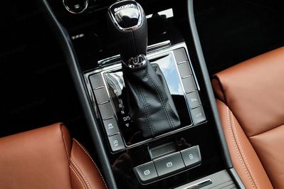 Skoda Superb 2.0 TDI SCR L&K DSG