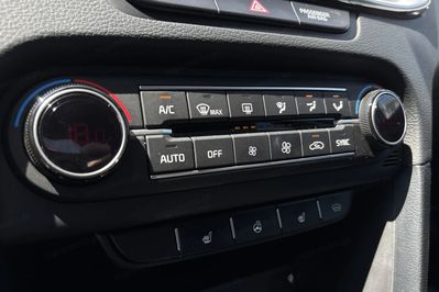 Kia XCeed 1.5 t-Gdi Business Line Dct