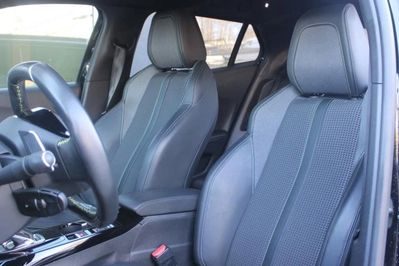 Peugeot 2008 1.2 PureTech GT EAT8