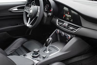 Alfa Romeo Giulia 2.0 Turbo Veloce Q4 aut