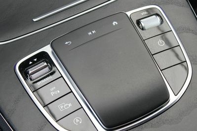 Mercedes Klasa E 220 d 4MATIC 9G-Tronic AMG Line
