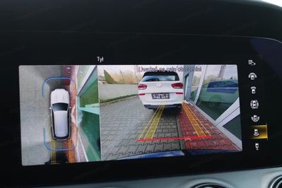 Mercedes Klasa E 220 d 4-Matic AMG