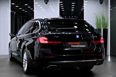 BMW Seria 5 530e Luxury Line sport-aut