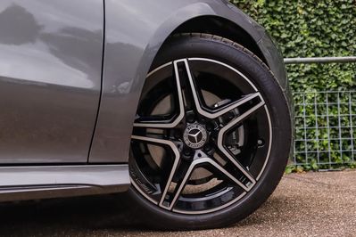 Mercedes CLA 220 4-Matic AMG Line