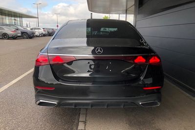 Mercedes Klasa E 220 d  4-Matic AMG