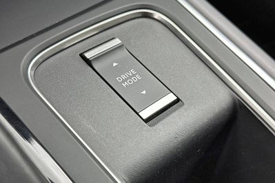 Citroen C5 Aircross Shine Pack 1.6 Hybrid e-EAT8