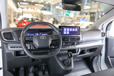 Toyota Proace Verso Long L2H1 Business