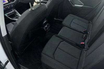 Audi Q3 35 TFSI mHEV S-Line S tronic