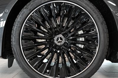 Mercedes Klasa E 220 d 4-Matic AMG