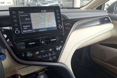 Toyota Camry 2.5 Hybrid Executive CVT
