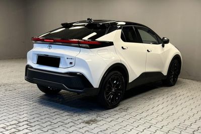 Toyota C-HR GR Sport 2.0 Hybrid Dynamic Force Plug-in