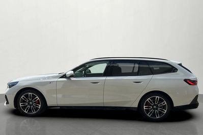 BMW Seria 5 Touring 520d xDrive M Sport