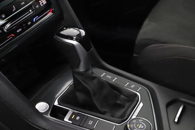 Volkswagen Tiguan 2.0 Tdi 4MOT Elegance Dsg