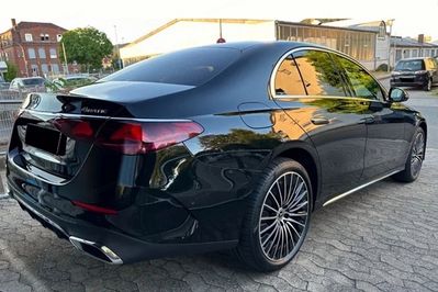 Mercedes E Klasa 220 d 4-Matic AMG