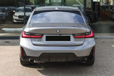 BMW Seria 3 330d xDrive M Sport
