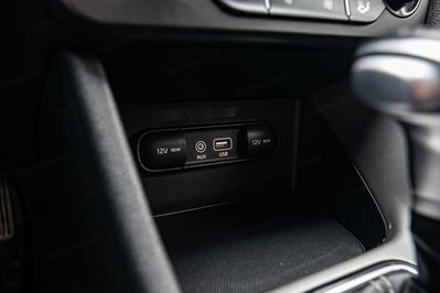 Kia Niro 1.6 GDI Hybrid M