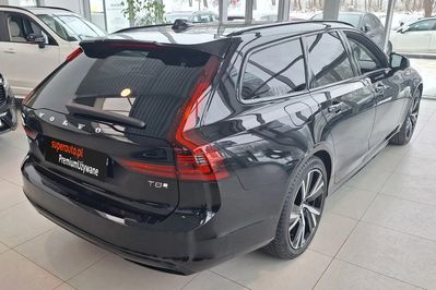 Volvo V90 T8 Plug-In Hybrid AWD Plus Dark