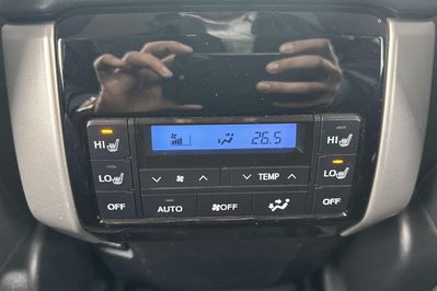 Toyota Land Cruiser LC 2.8 D-4D Invincible aut