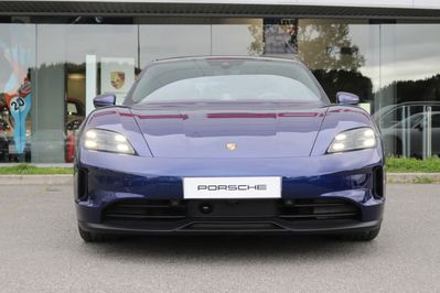 Porsche Taycan Black Edition