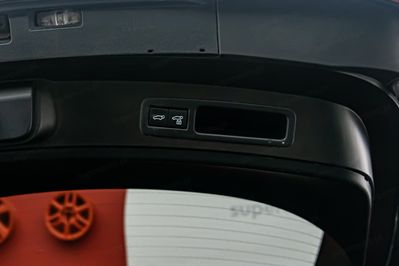 Lexus UX 250h