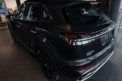 Hongqi HS5 Executive AWD 2.0T
