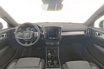 Volvo XC40 B3 b Dkg Plus Black Edition